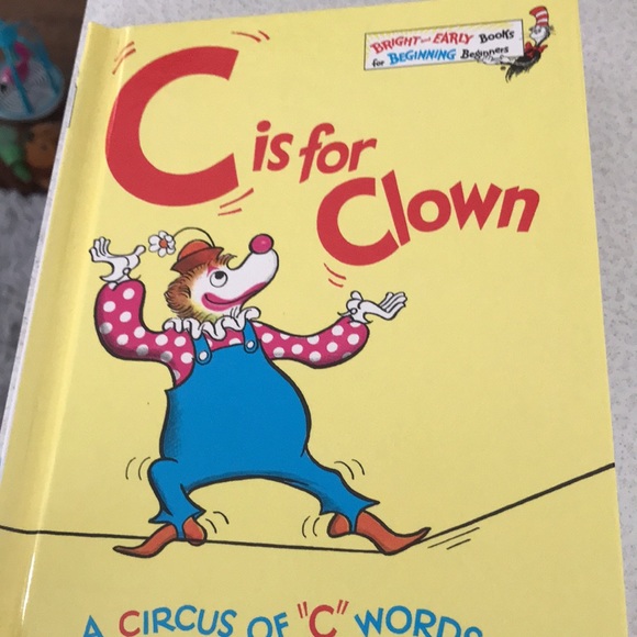 9 Dr Seuss books - Picture 10 of 11